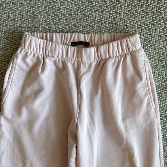 Brandy Melville pink sweats size S - Picture 2 of 3